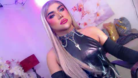CALL ME STELLA online show from 04/27/26, 07:39