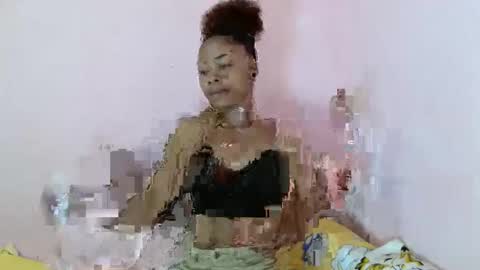 Snapshot of stellah2555 chatting on 12/21/25, 01:18 stellah2555 online show from 12/21/25, 01:18