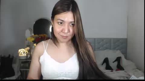 Stella online show from 11/12/25, 12:22