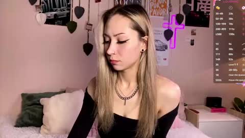 Alexia online show from 05/17/26, 03:15