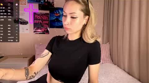 Alexia online show from 06/20/26, 03:31