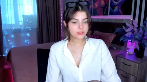 Snapshot of stellarainbow chatting on 03/17/26, 11:46 StellaRainbow online show from 03/17/26, 11:46