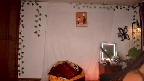 stellart_ online show from 09/28/25, 02:06