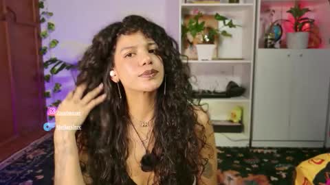 stellart_ online show from 11/21/25, 12:10