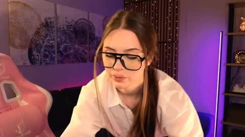 Snapshot of stellary_shy chatting on 02/03/26, 08:58 Stellary online show from 02/03/26, 08:58