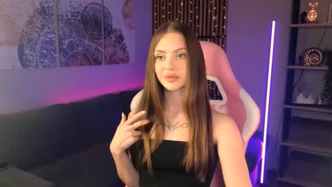 Snapshot of stellary_shy chatting on 03/09/26, 09:41 Stellary online show from 03/09/26, 09:41