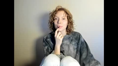 S T E L L A online show from 11/28/25, 12:41