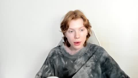 Snapshot of stellaswen chatting on 02/09/26, 09:02 S T E L L A online show from 02/09/26, 09:02