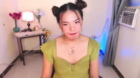 Snapshot of stellaxtemptationx chatting on 09/27/25, 03:22 Stella sweet online show from 09/27/25, 03:22
