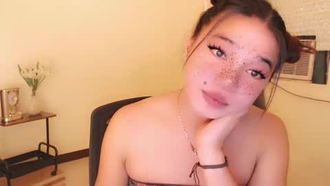 Snapshot of stellaxtemptationx chatting on 10/29/25, 04:53 Stella sweet online show from 10/29/25, 04:53