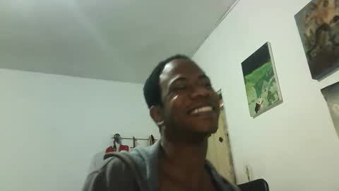 Snapshot of stemanlu9 chatting on 03/10/25, 03:20 Steman online show from 03/10/25, 03:20