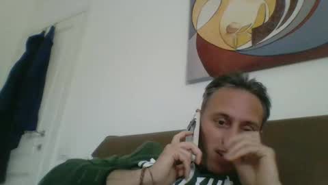 Snapshot of sten015 chatting on 12/17/24, 01:38 sten015 online show from 12/17/24, 01:38