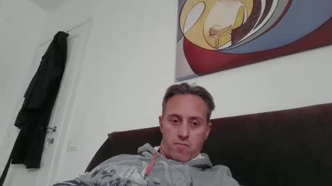 Snapshot of sten015 chatting on 11/13/25, 12:59 sten015 online show from 11/13/25, 12:59