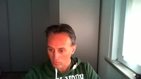 Snapshot of sten015 chatting on 03/09/26, 04:00 sten015 online show from 03/09/26, 04:00