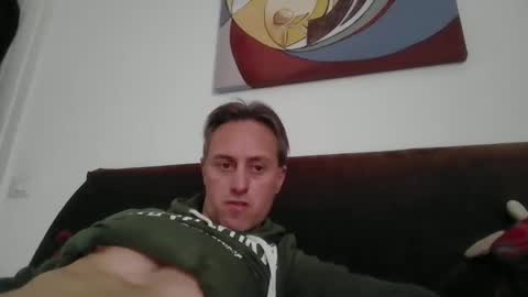 Snapshot of sten015 chatting on 03/12/26, 01:06 sten015 online show from 03/12/26, 01:06