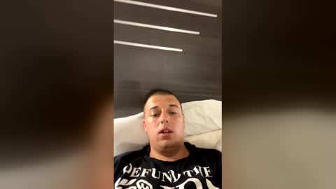 Honestly Im a slut I have a high sex drive and I love talking to people off this platform  online show from 06/09/26, 08:20