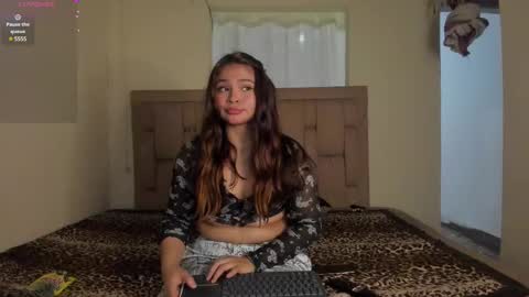 Stepcouple   online show from 02/11/25, 11:22