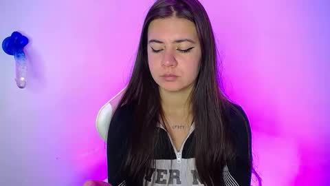 Emma online show from 11/09/25, 06:12