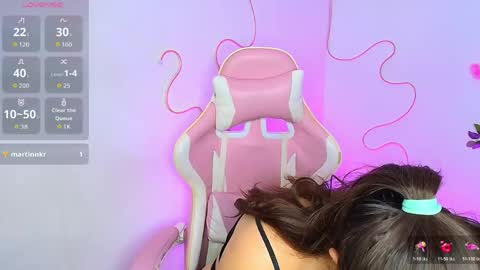Emma online show from 04/25/26, 11:02