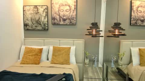 Snapshot of stephane_rouss chatting on 11/11/25, 09:04 Stephane Rouss online show from 11/11/25, 09:04