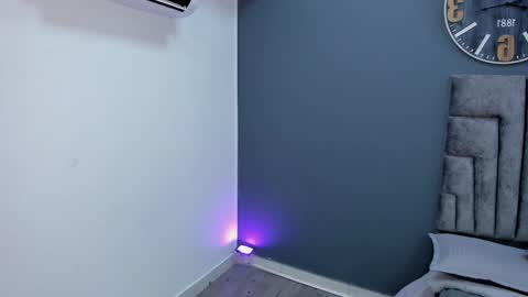 Snapshot of stephane_rouss chatting on 11/27/25, 08:00 Stephane Rouss online show from 11/27/25, 08:00