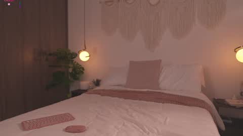 Snapshot of stephania_let chatting on 08/03/26, 01:38 stephania_let online show from 08/03/26, 01:38
