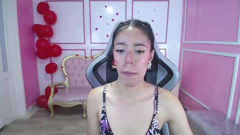 Snapshot of stephania_t chatting on 03/09/25, 11:36 Stephania online show from 03/09/25, 11:36