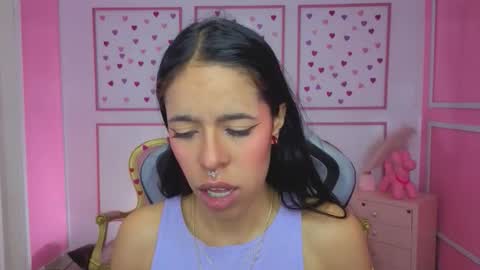 Stephania online show from 02/03/26, 11:59