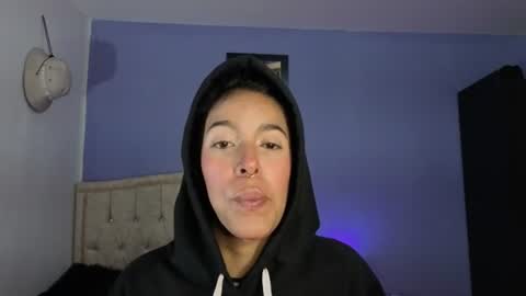 Snapshot of stephania_t chatting on 06/23/26, 02:26 Stephania online show from 06/23/26, 02:26