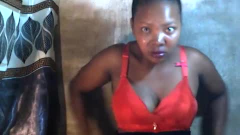 Snapshot of stephanie172 chatting on 12/22/25, 02:19 stephanie172 online show from 12/22/25, 02:19