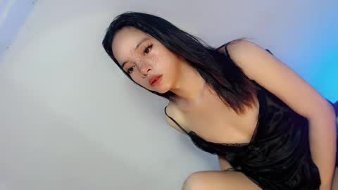 Snapshot of stephanie_hot1 chatting on 02/03/25, 07:51 STEPHANIE online show from 02/03/25, 07:51