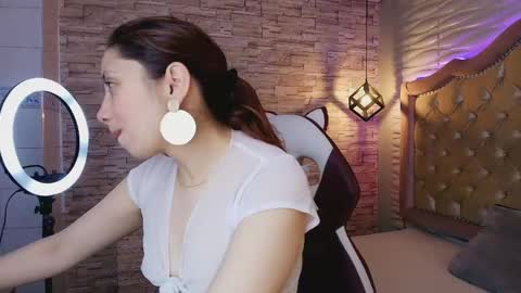 Stephaniesun  online show from 04/27/26, 01:09