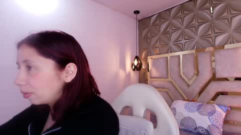Stephaniesun  online show from 05/18/26, 12:55