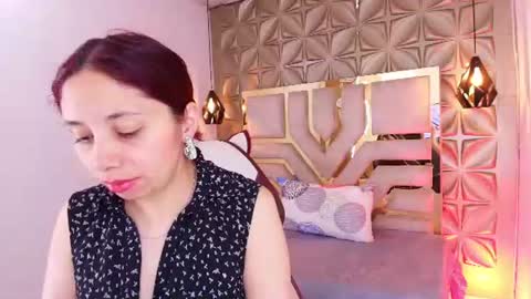 Stephaniesun  online show from 06/13/26, 12:25