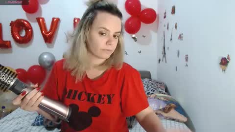 Stephanie   online show from 02/25/26, 11:31