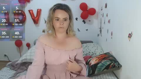 Stephanie   online show from 06/17/26, 09:45