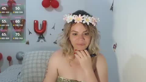 Stephanie   online show from 06/18/26, 10:19