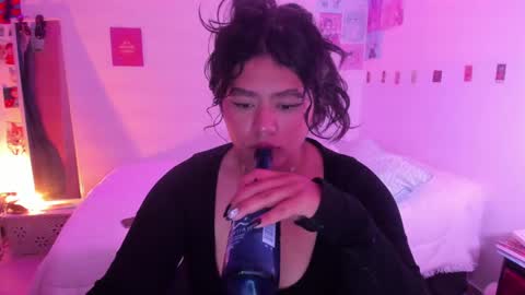 Stephanie  online show from 02/09/25, 03:43