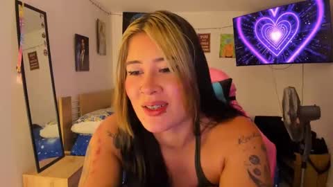 Snapshot of stephany_uwu chatting on 01/11/25, 02:20 Stephany independient model online show from 01/11/25, 02:20