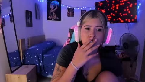 Snapshot of stephany_uwu chatting on 01/12/25, 06:49 Stephany independient model online show from 01/12/25, 06:49