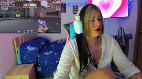 Snapshot of stephany_uwu chatting on 01/16/25, 12:45 Stephany independient model online show from 01/16/25, 12:45