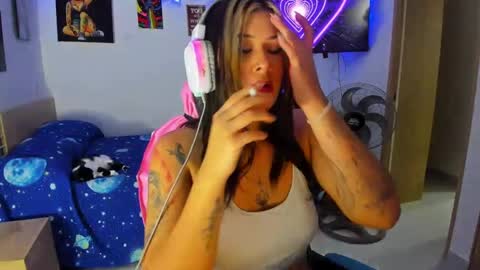 Snapshot of stephany_uwu chatting on 01/18/25, 12:57 Stephany independient model online show from 01/18/25, 12:57