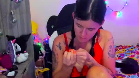 Snapshot of stephany_uwu chatting on 10/15/25, 12:22 Stephany independient model online show from 10/15/25, 12:22