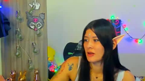Snapshot of stephany_uwu chatting on 10/19/25, 12:11 Stephany independient model online show from 10/19/25, 12:11