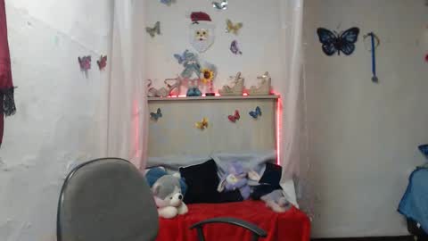 Snapshot of stephany_uwu chatting on 01/08/26, 12:24 Stephany independient model online show from 01/08/26, 12:24