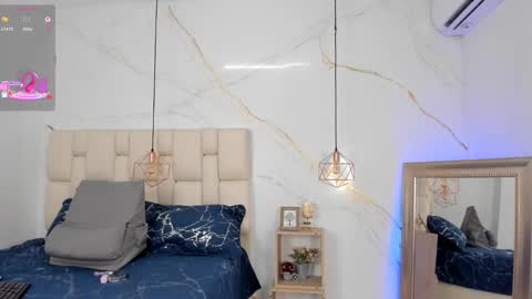 Stefanny online show from 02/25/25, 01:20