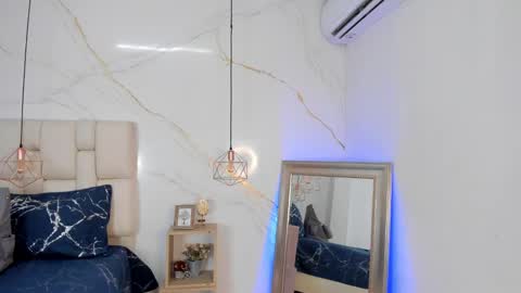 Stefanny online show from 02/25/25, 10:18