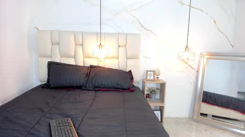 Stefanny online show from 02/28/25, 09:55