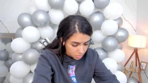 Stefanny online show from 10/10/25, 11:48