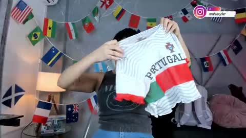 Stefanny online show from 06/23/26, 01:03